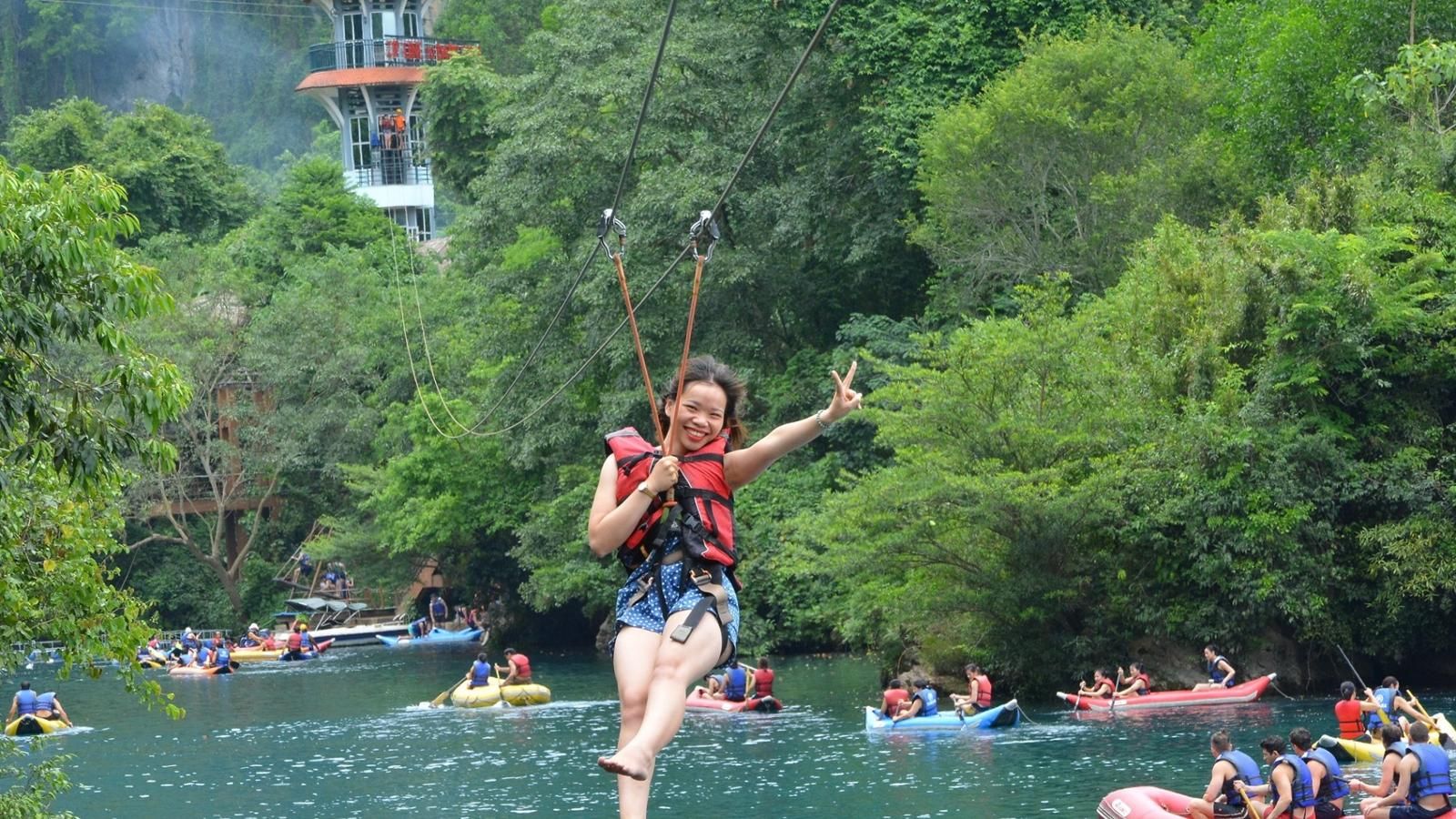 Paradise Cave & Dark Cave Adventure Day Tour in Phong Nha, Quang Binh, Vietnam