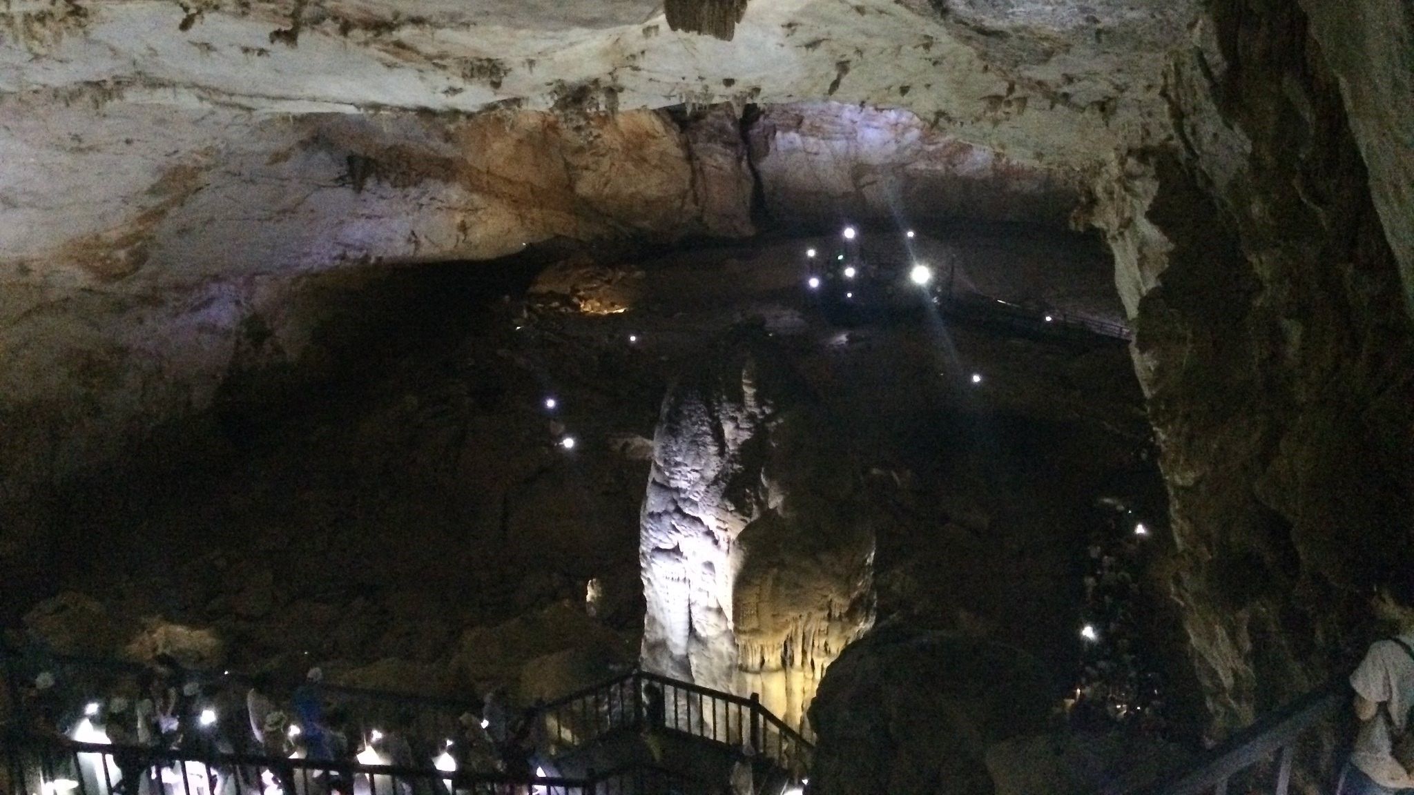 Paradise cave Phong Nha